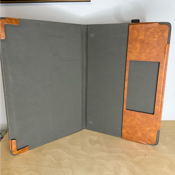 MacBook Pro Case - Picture 1 of 12